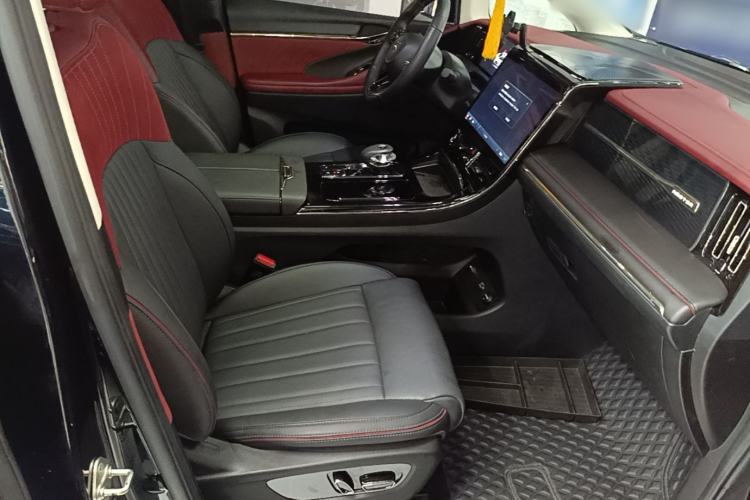 Used GAC Trumpchi E9 2023 E9 Championship Edition Right Front Seat