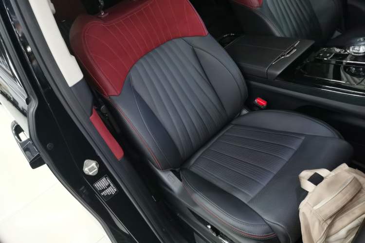 Used GAC Trumpchi E9 2023 E9 Championship Edition Right Front Seat
