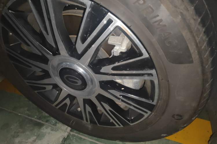 Used GAC Trumpchi E9 2023 E9 Master Model Right Front Wheel Hub
