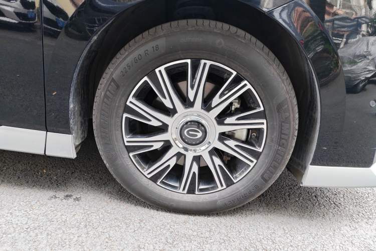 Used GAC Trumpchi E9 2023 E9 Master Model Right Front Wheel Hub