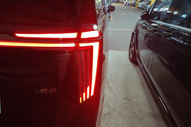 Used GAC Trumpchi E9 2023 E9 MAX Right Rear Taillight