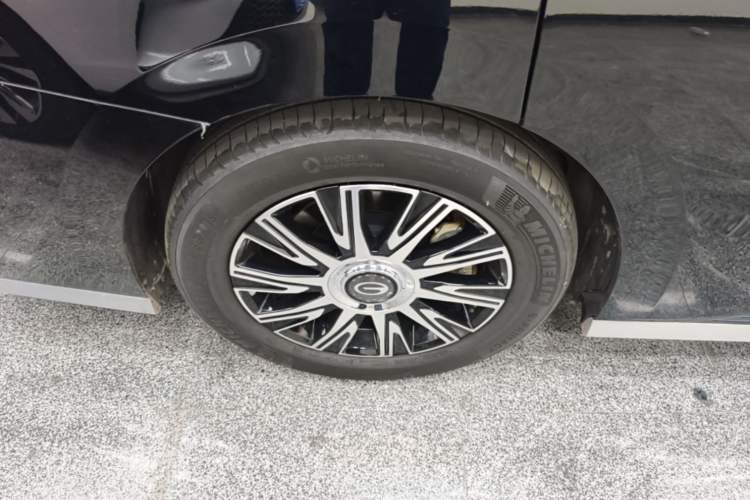 Used GAC Trumpchi E9 2023 E9 Master Model Right Rear Wheel Hub