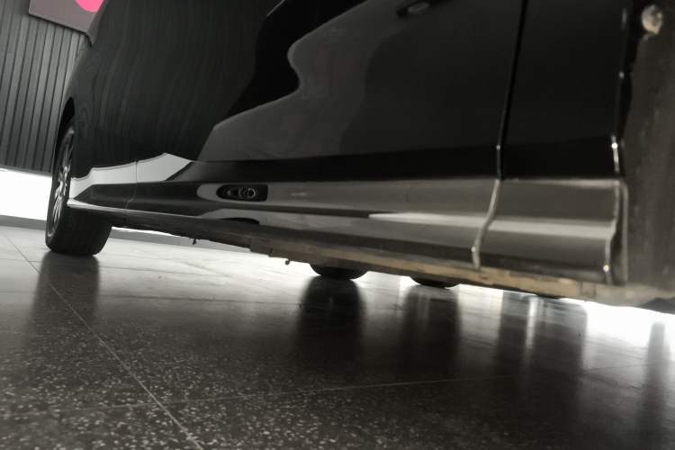 Used GAC Trumpchi E9 2023 E9 MAX Right Side Sill