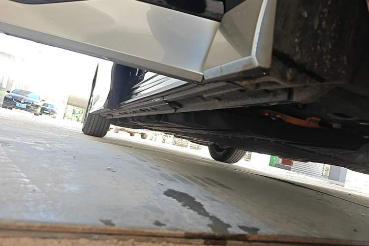 Used GAC Trumpchi E9 2023 E9 Master Model Right Side Sill