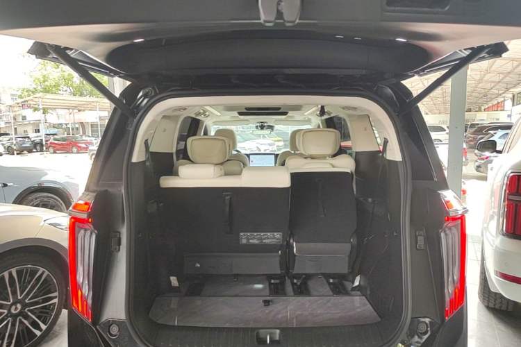 Used GAC Trumpchi E9 2023 E9 MAX Trunk