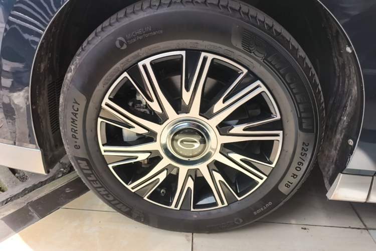 Used GAC Trumpchi E9 2023 E9 Master Model Exterior 4