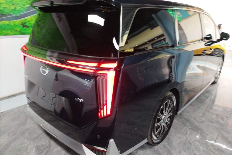 Used GAC Trumpchi E9 2023 E9 Master Model Rear Right 45 Deg