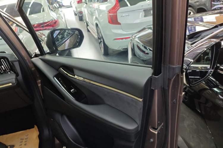 Used GAC Trumpchi E9 2023 E9 MAX Right Front Door Interior