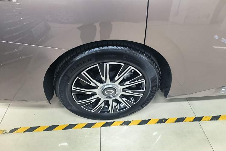 Used GAC Trumpchi E9 2023 E9 MAX Right Rear Wheel Hub