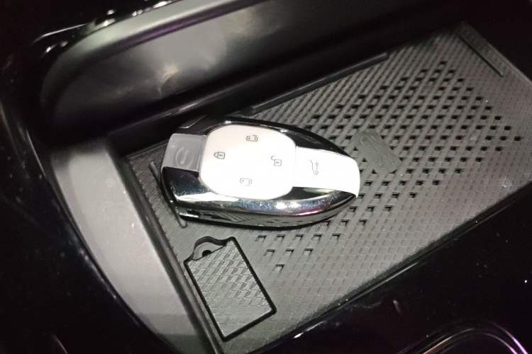 Used GAC Trumpchi E9 2023 E9 Master Model Vehicle Key