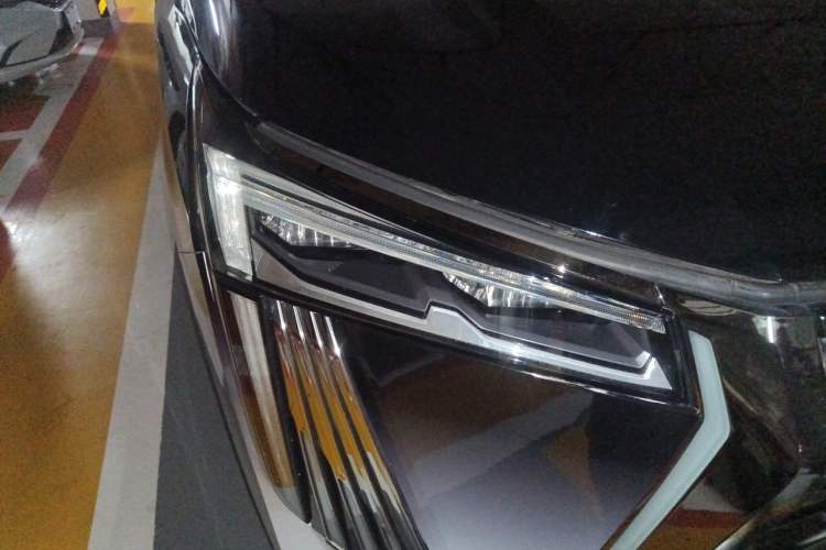 Used GAC Trumpchi E9 2023 E9 MAX Right Front Headlight