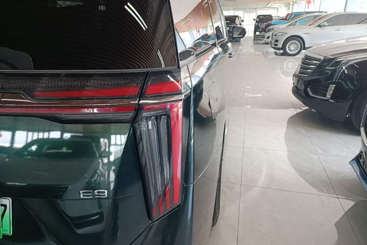 Used GAC Trumpchi E9 2023 E9 PRO Exterior 3