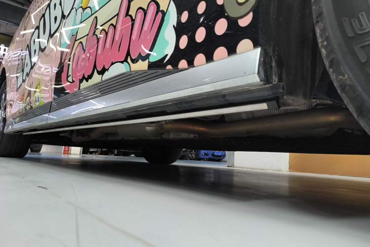 Used GAC Trumpchi E9 2023 E9 Championship Edition Left Side Sill