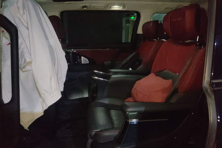 Used GAC Trumpchi E9 2023 E9 Master Model Left Rear Seat