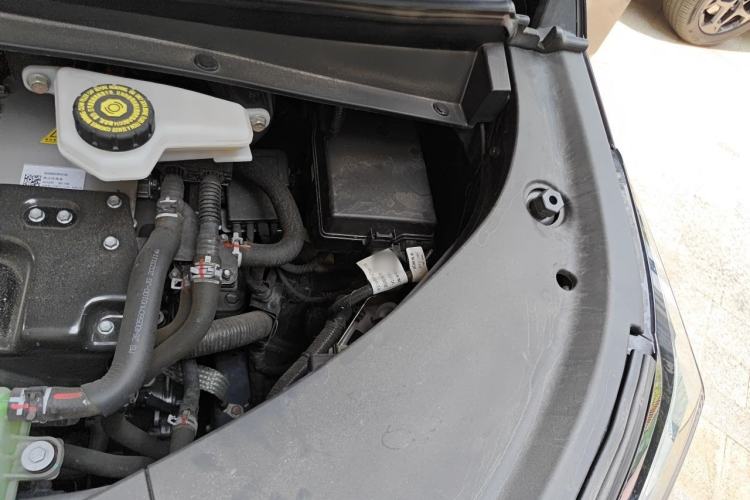 Used GAC Trumpchi E9 2023 E9 Master Model Engine Bay Left