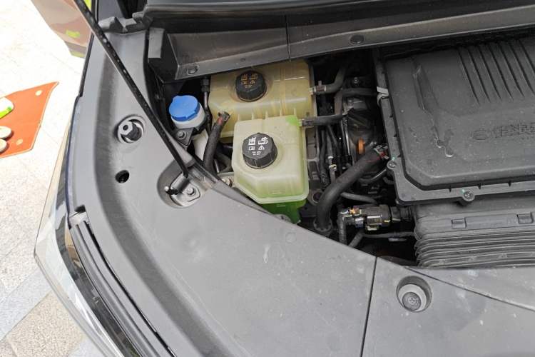 Used GAC Trumpchi E9 2023 E9 Master Model Engine Bay Right