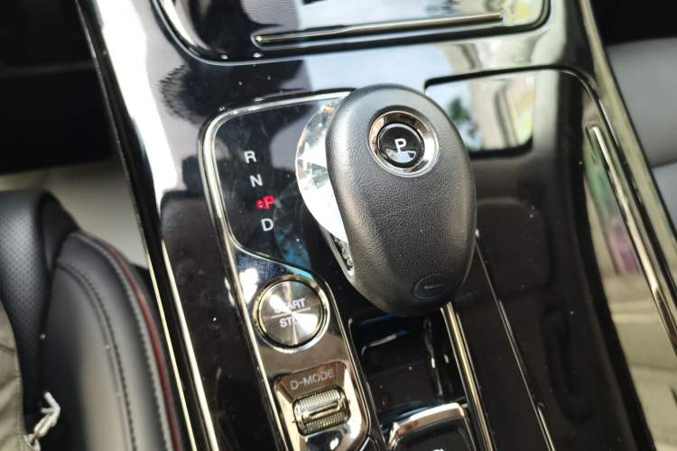 Used GAC Trumpchi E9 2023 E9 Master Model Gear Lever