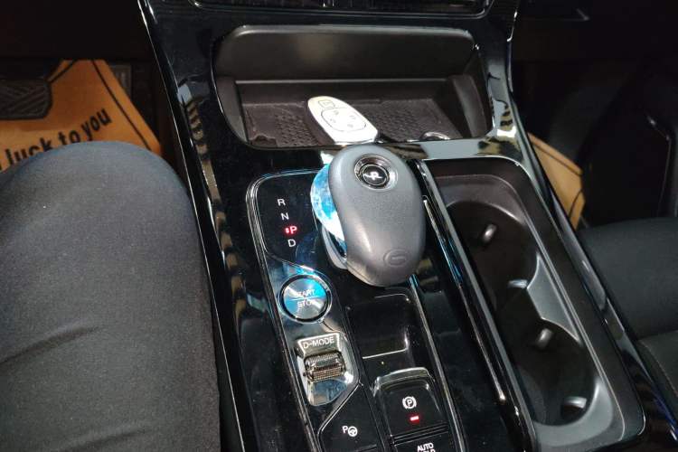 Used GAC Trumpchi E9 2023 E9 Master Model Gear Lever
