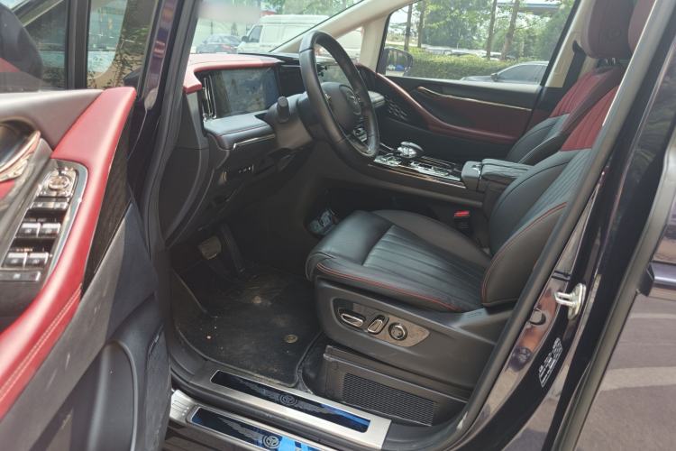Used GAC Trumpchi E9 2023 E9 Master Model Interior 2