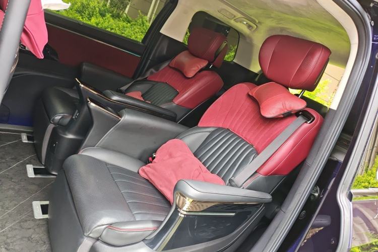 Used GAC Trumpchi E9 2023 E9 Master Model Left Rear Seat