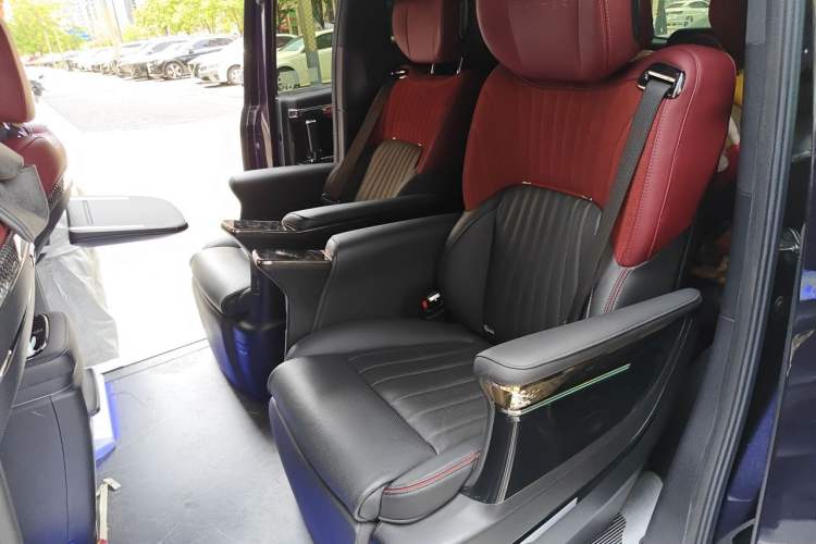 Used GAC Trumpchi E9 2023 E9 Master Model Left Rear Seat