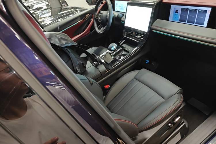 Used GAC Trumpchi E9 2023 E9 Master Model Right Front Seat