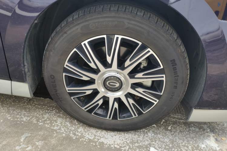 Used GAC Trumpchi E9 2023 E9 Master Model Right Front Wheel Hub