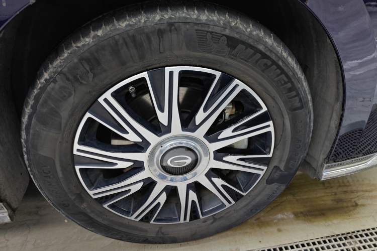 Used GAC Trumpchi E9 2023 E9 MAX Right Front Wheel Hub