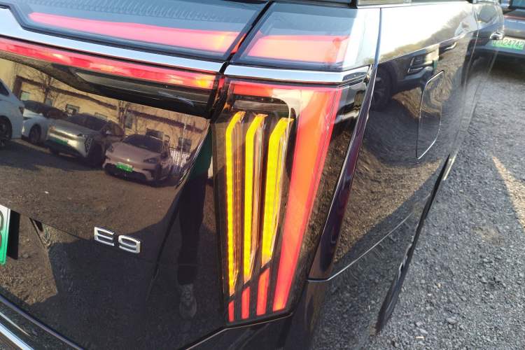 Used GAC Trumpchi E9 2023 E9 MAX Right Rear Taillight