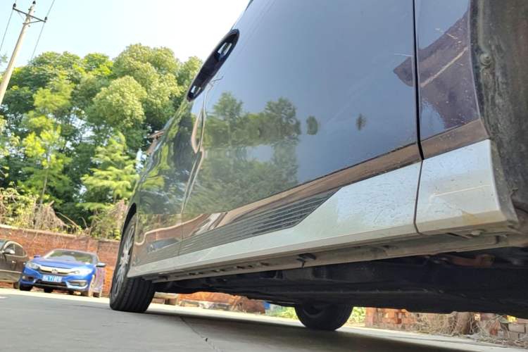 Used GAC Trumpchi E9 2023 E9 Master Model Right Side Sill