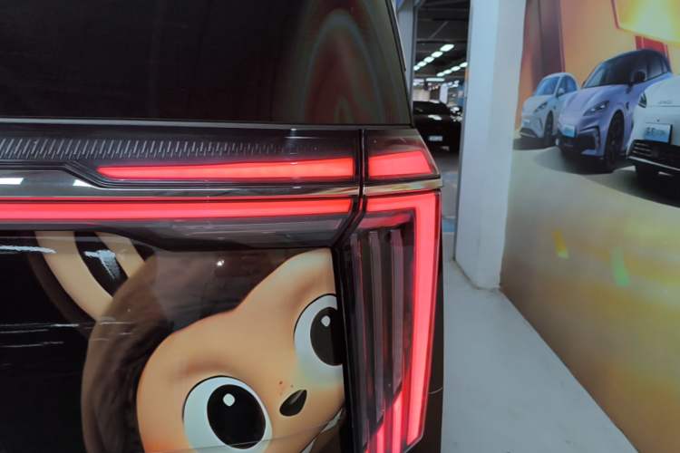 Used GAC Trumpchi E9 2023 E9 Championship Edition Right Rear Taillight