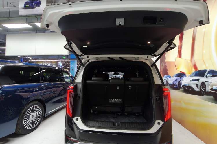 Used GAC Trumpchi E9 2023 E9 Championship Edition Trunk