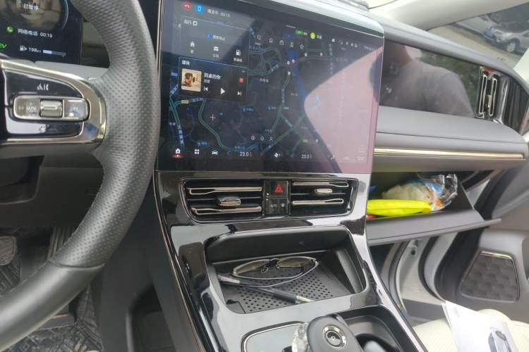 Used GAC Trumpchi E9 2023 E9 Master Model Audio And AC Panel