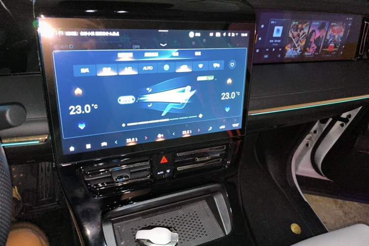 Used GAC Trumpchi E9 2023 E9 Master Model Audio And AC Panel