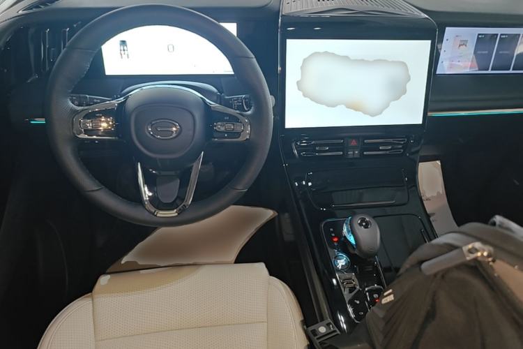 Used GAC Trumpchi E9 2023 E9 Master Model Center Console