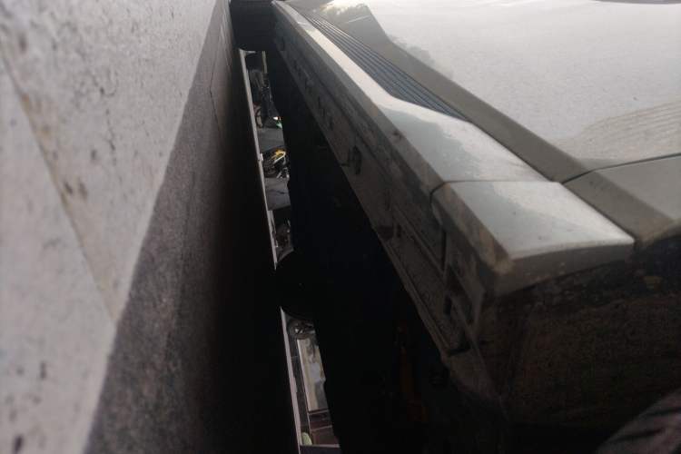 Used GAC Trumpchi E9 2023 E9 Master Model Chassis Front Right