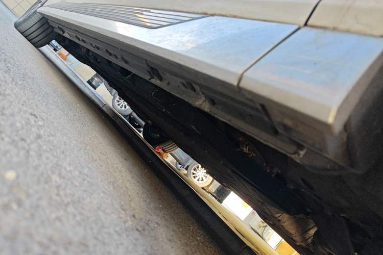 Used GAC Trumpchi E9 2023 E9 Master Model Chassis Front Right