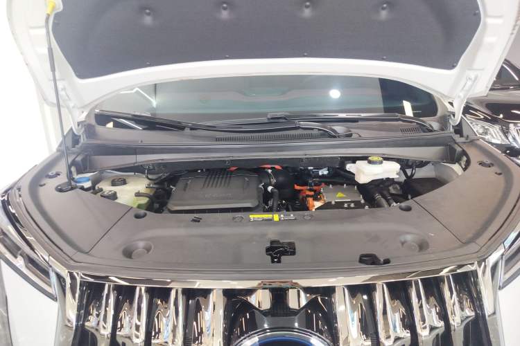 Used GAC Trumpchi E9 2023 E9 Master Model Engine Bay