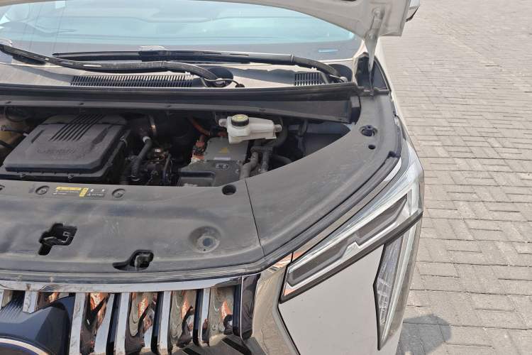Used GAC Trumpchi E9 2023 E9 Master Model Engine Bay Left