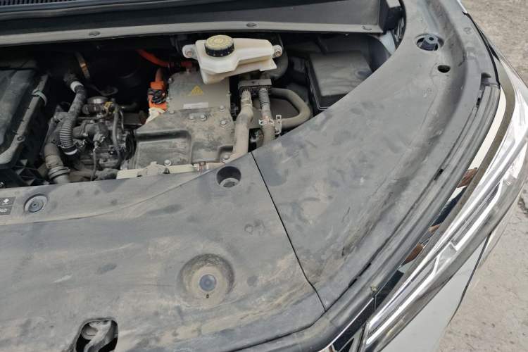 Used GAC Trumpchi E9 2023 E9 Master Model Engine Bay Left