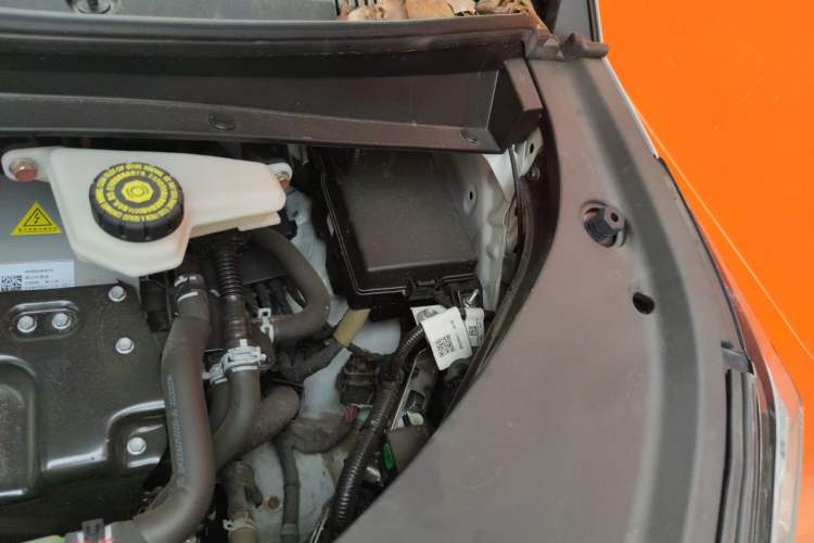 Used GAC Trumpchi E9 2023 E9 Master Model Engine Bay Left