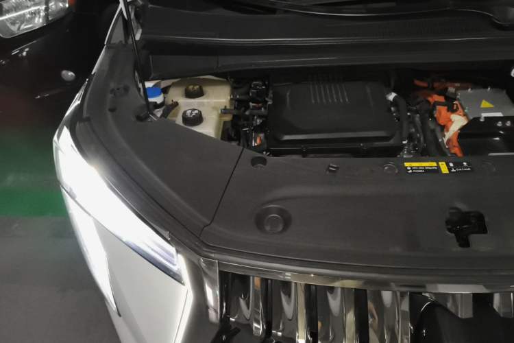 Used GAC Trumpchi E9 2023 E9 Master Model Engine Bay Right