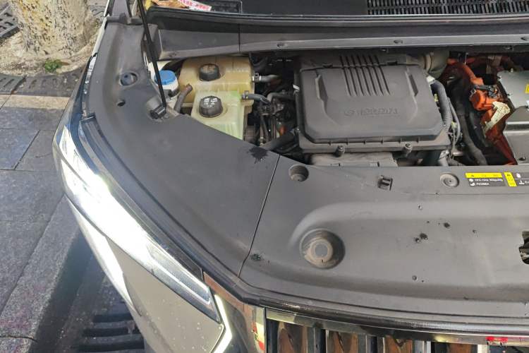 Used GAC Trumpchi E9 2023 E9 Master Model Engine Bay Right