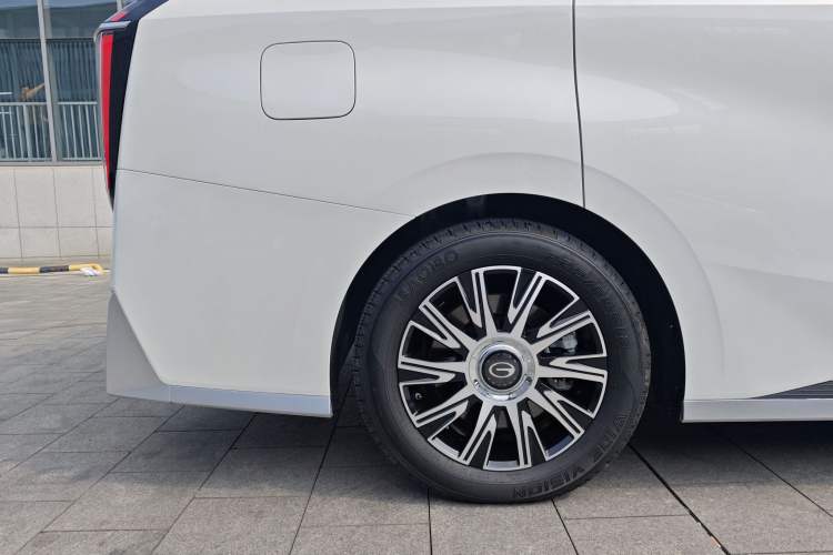 Used GAC Trumpchi E9 2023 E9 Championship Edition Exterior 11