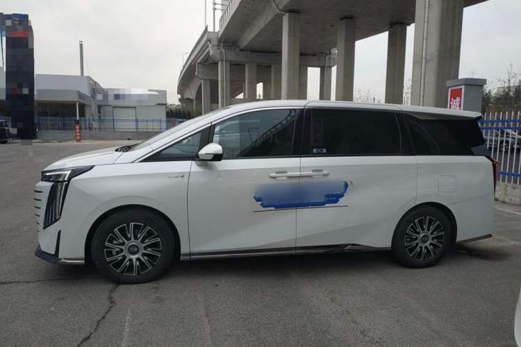 Used GAC Trumpchi E9 2023 E9 MAX Exterior 3