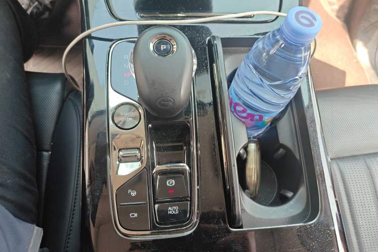 Used GAC Trumpchi E9 2023 E9 Master Model Gear Lever