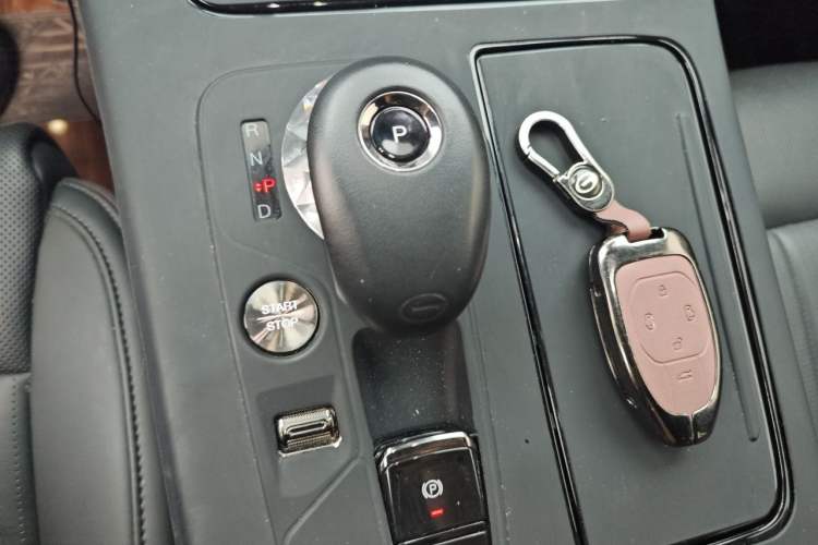 Used GAC Trumpchi E9 2023 E9 Master Model Gear Lever