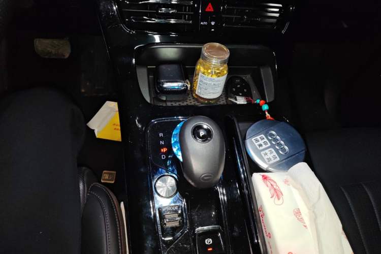 Used GAC Trumpchi E9 2023 E9 Championship Edition Gear Lever