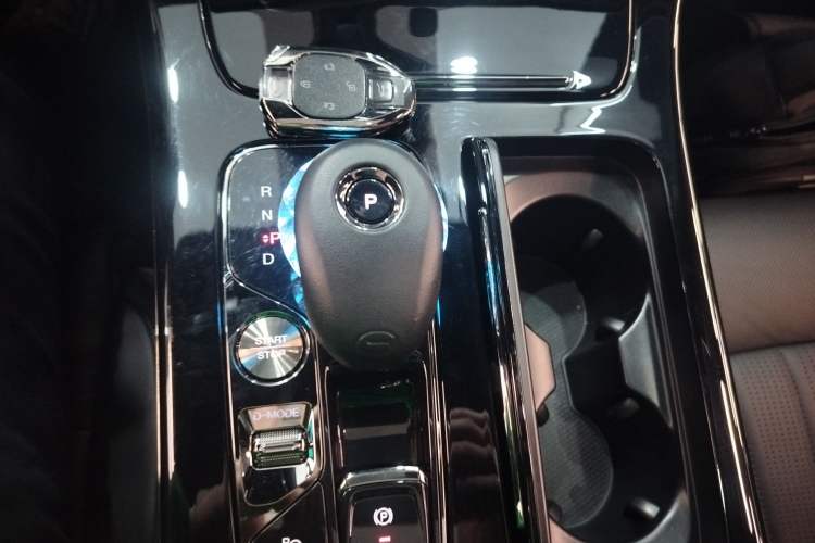 Used GAC Trumpchi E9 2023 E9 Master Model Gear Lever