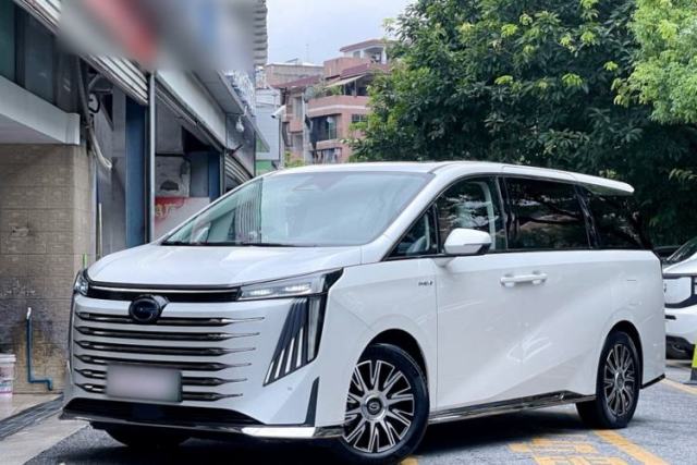 GAC Trumpchi E9 2023 E9 MAX مستعملة